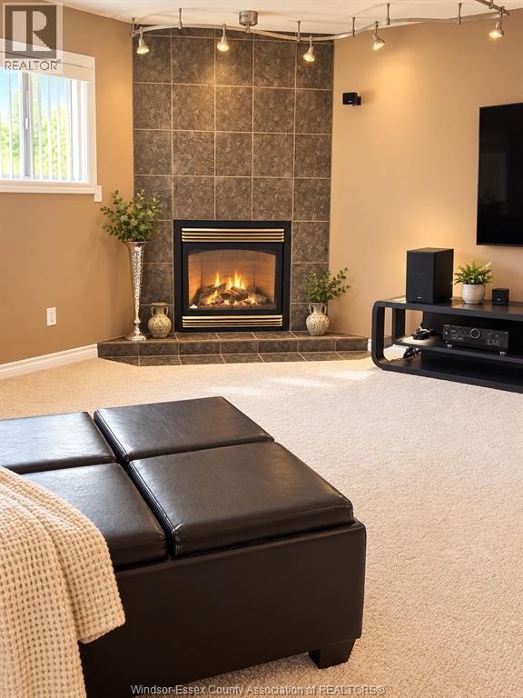 1058 NOVA DRIVE - Image 19