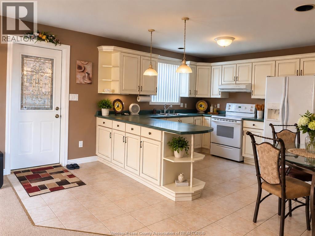 1058 NOVA DRIVE - Image 20