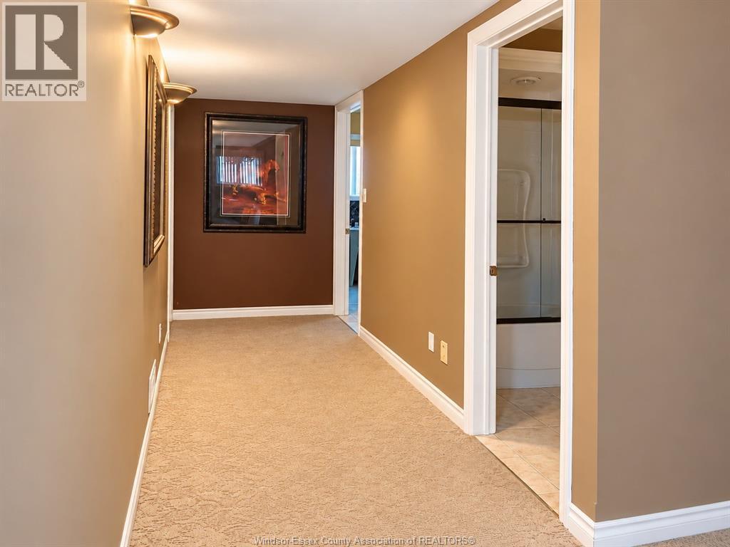 1058 NOVA DRIVE - Image 24