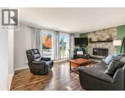 Primary Bedroom - 247 Barrett Drive, Red Deer, AB T4R1H9 Photo 7