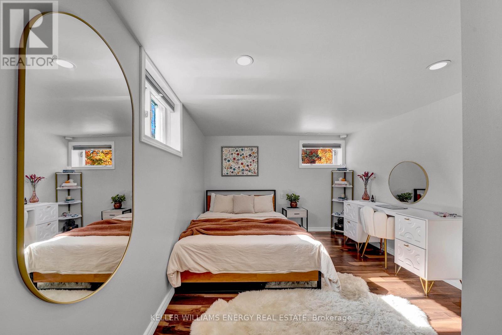 11858 LOYALIST PARKWAY - 32
