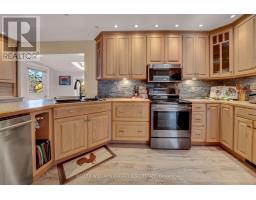 11858 Loyalist Parkway, Prince Edward County, ON K0K2T0 Photo 23