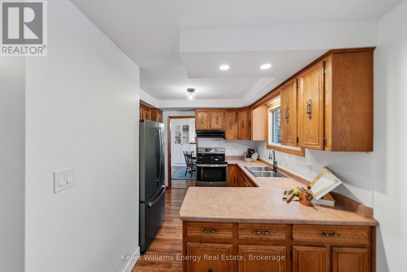 28 Briarwood Crescent, Belleville, ON photo 18