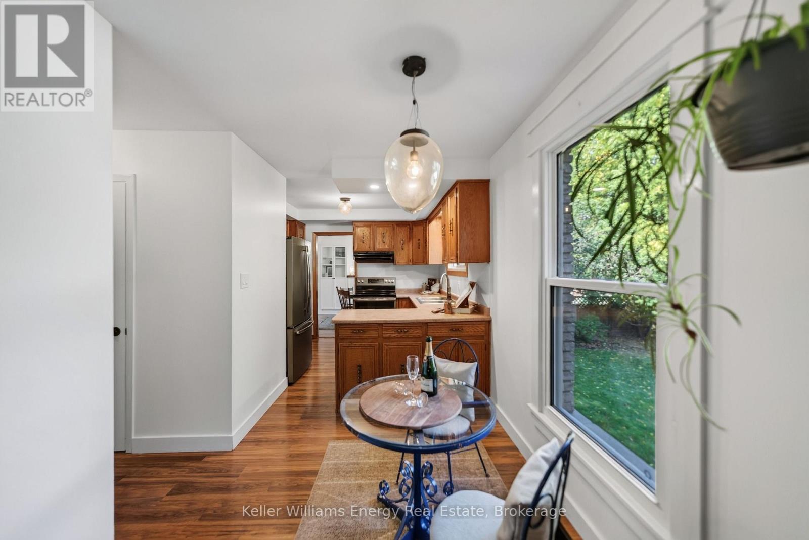28 BRIARWOOD CRESCENT - 19