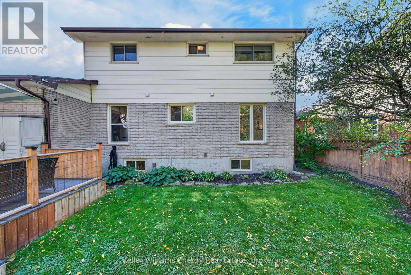 28 BRIARWOOD CRESCENT - 47