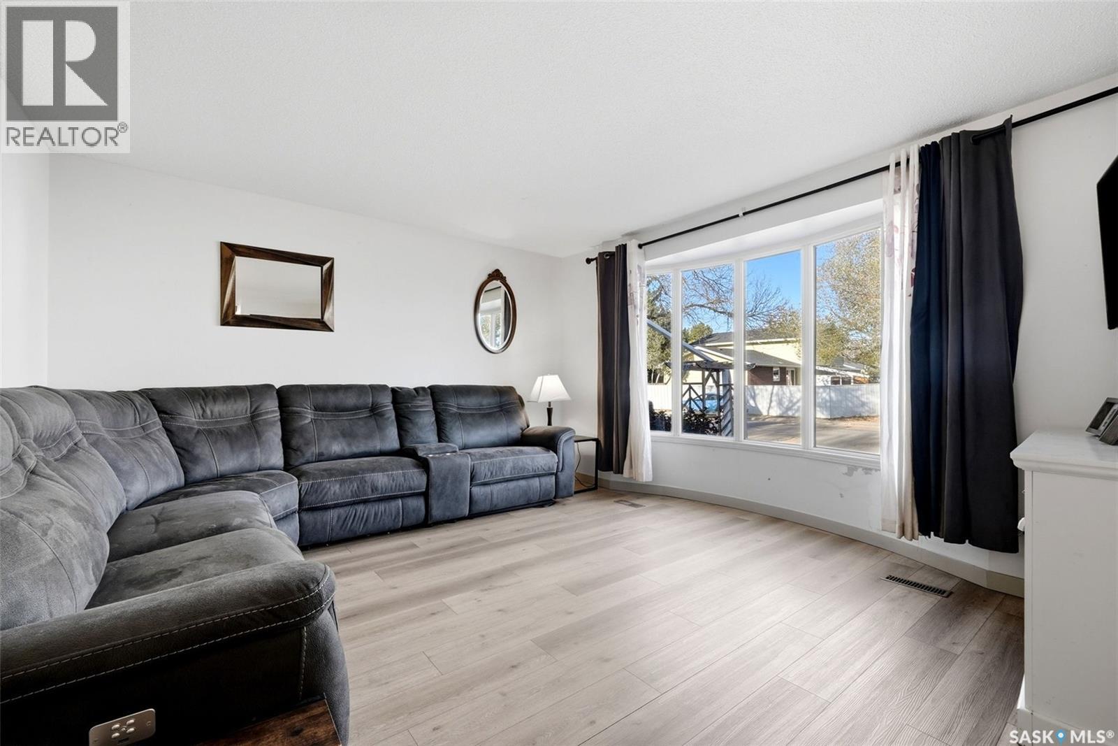 31 Berenson AVENUE, Regina — photo 3