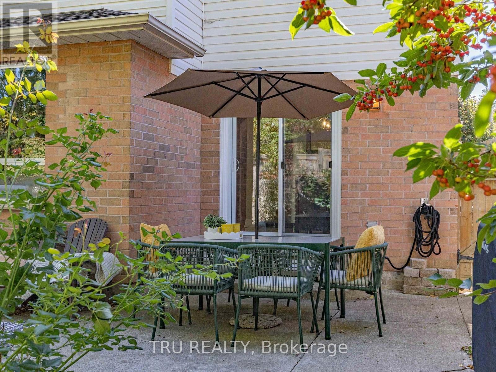 63 RUSSELL STREET - 36