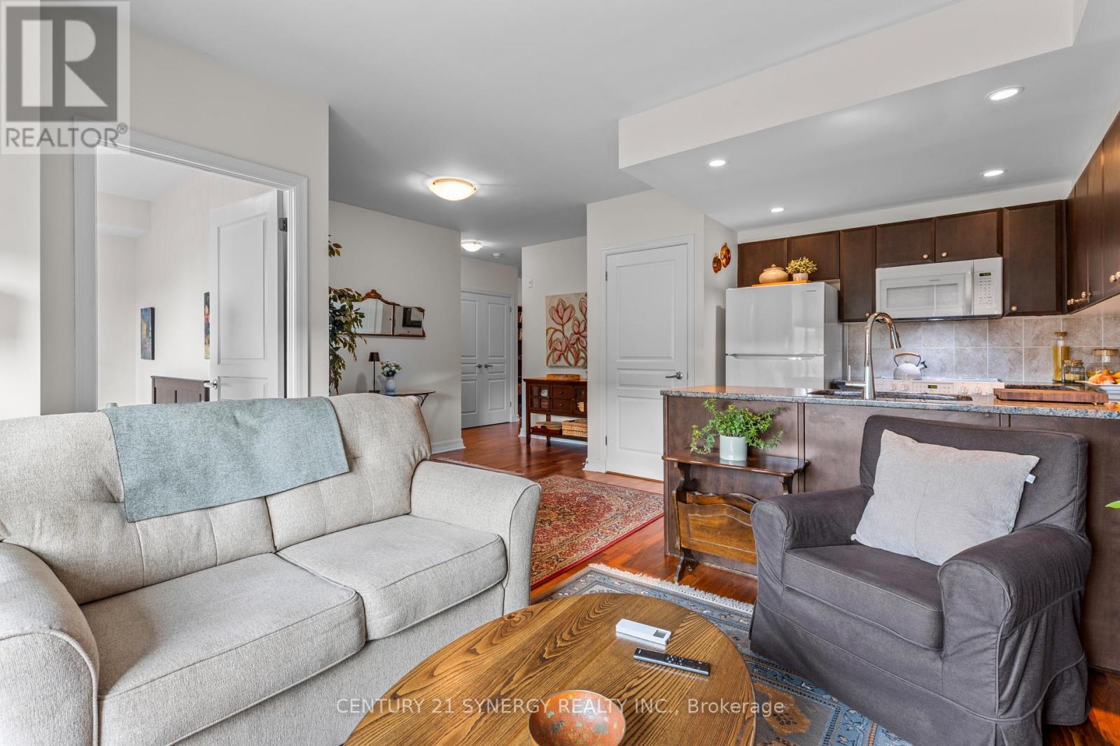 200 Besserer Street — photo 7