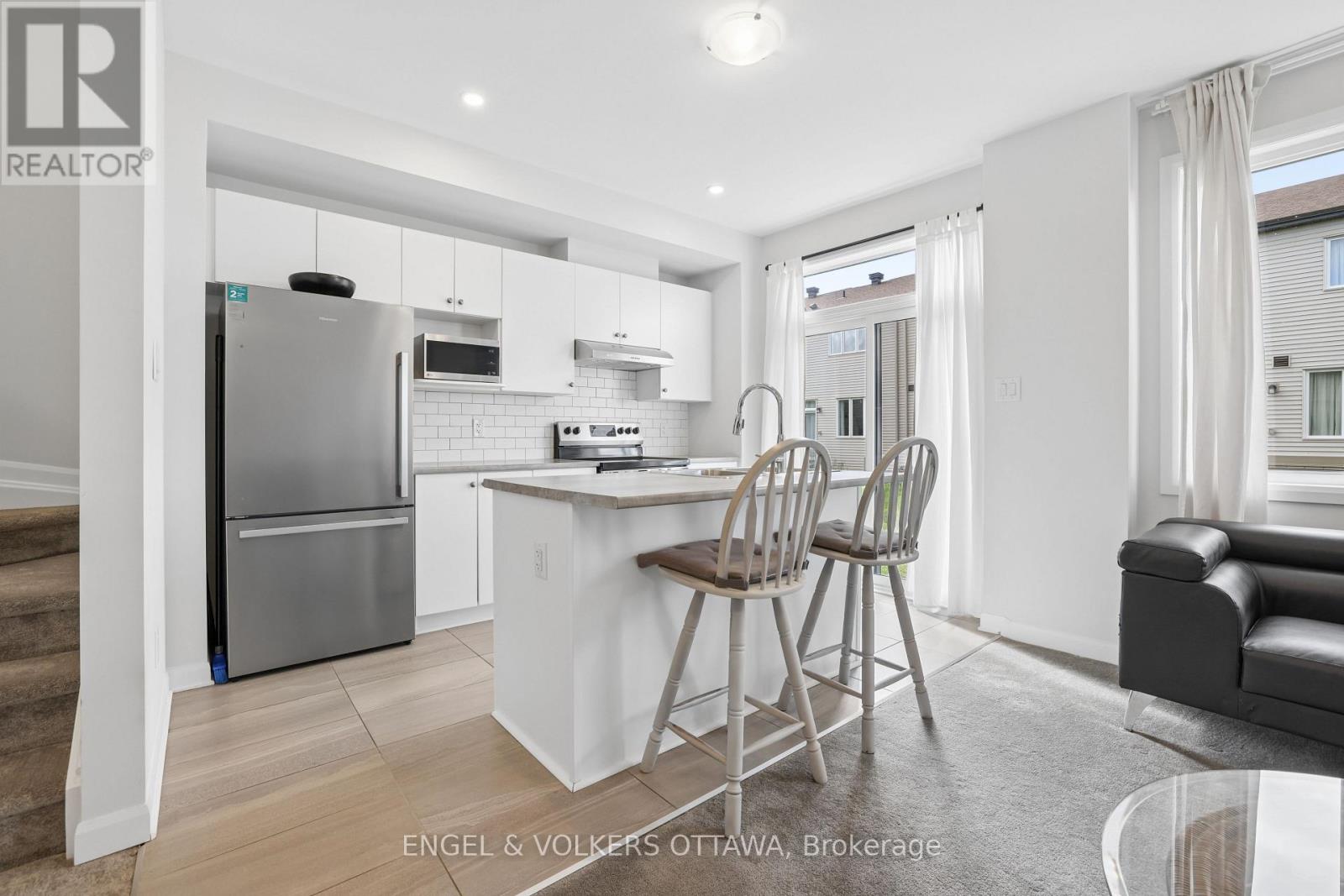 185 CHAKRA STREET - Image 9