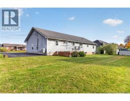 33 Chad Crescent, photo 3
