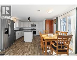 61 Moss Lane, photo 16