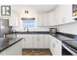 61 Moss Lane, photo 8