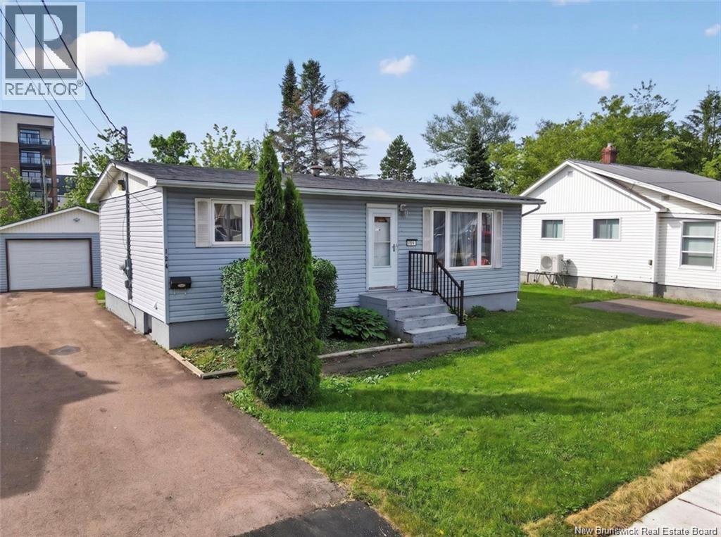 124 Redmond Street - 1