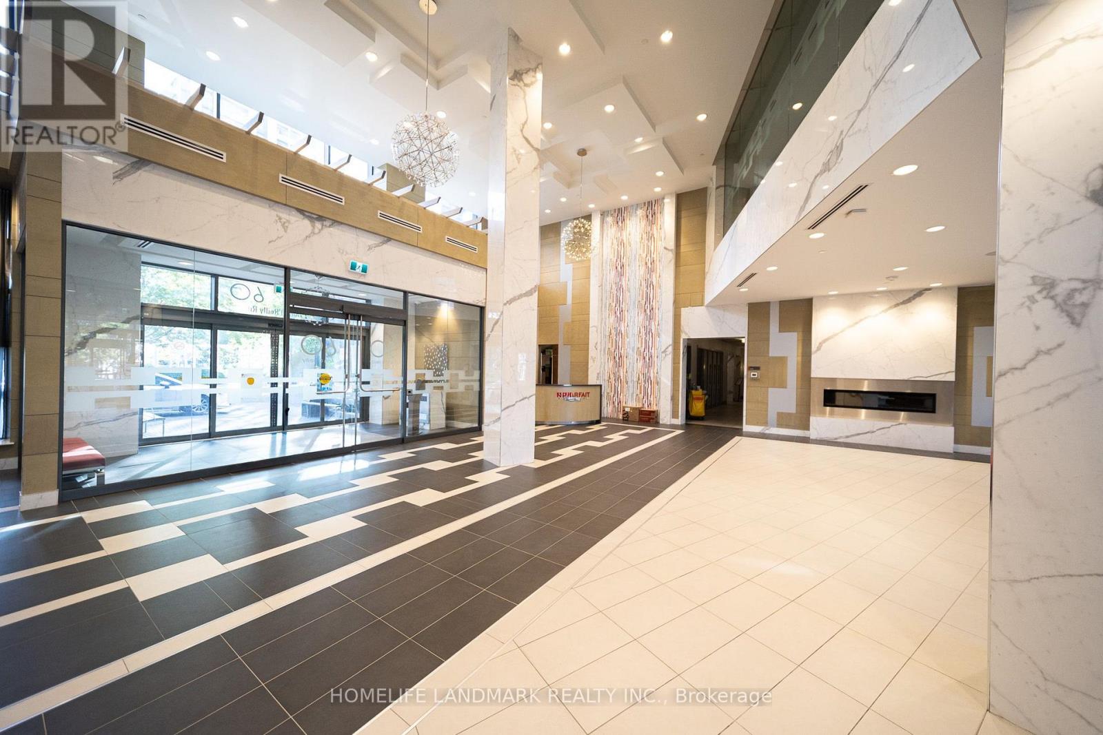 1807- 50 Ann O'Reilly Road, Toronto, ON photo 13