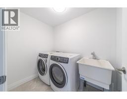 9240 Broderick Road, Lasalle, ON N9A6Z6 Photo 37