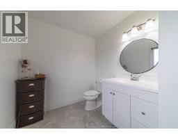 9240 Broderick Road, Lasalle, ON N9A6Z6 Photo 26