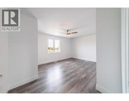 9240 Broderick Road, Lasalle, ON N9A6Z6 Photo 28