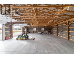 9240 Broderick Road, Lasalle, ON N9A6Z6 Photo 44