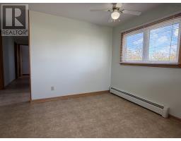 2pc Bathroom - 196 Dominion Street, Glace Bay, NS B1A3N3 Photo 8