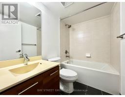 2305 - 125 Village Green Square, Toronto, ON M1S0G3 Photo 22