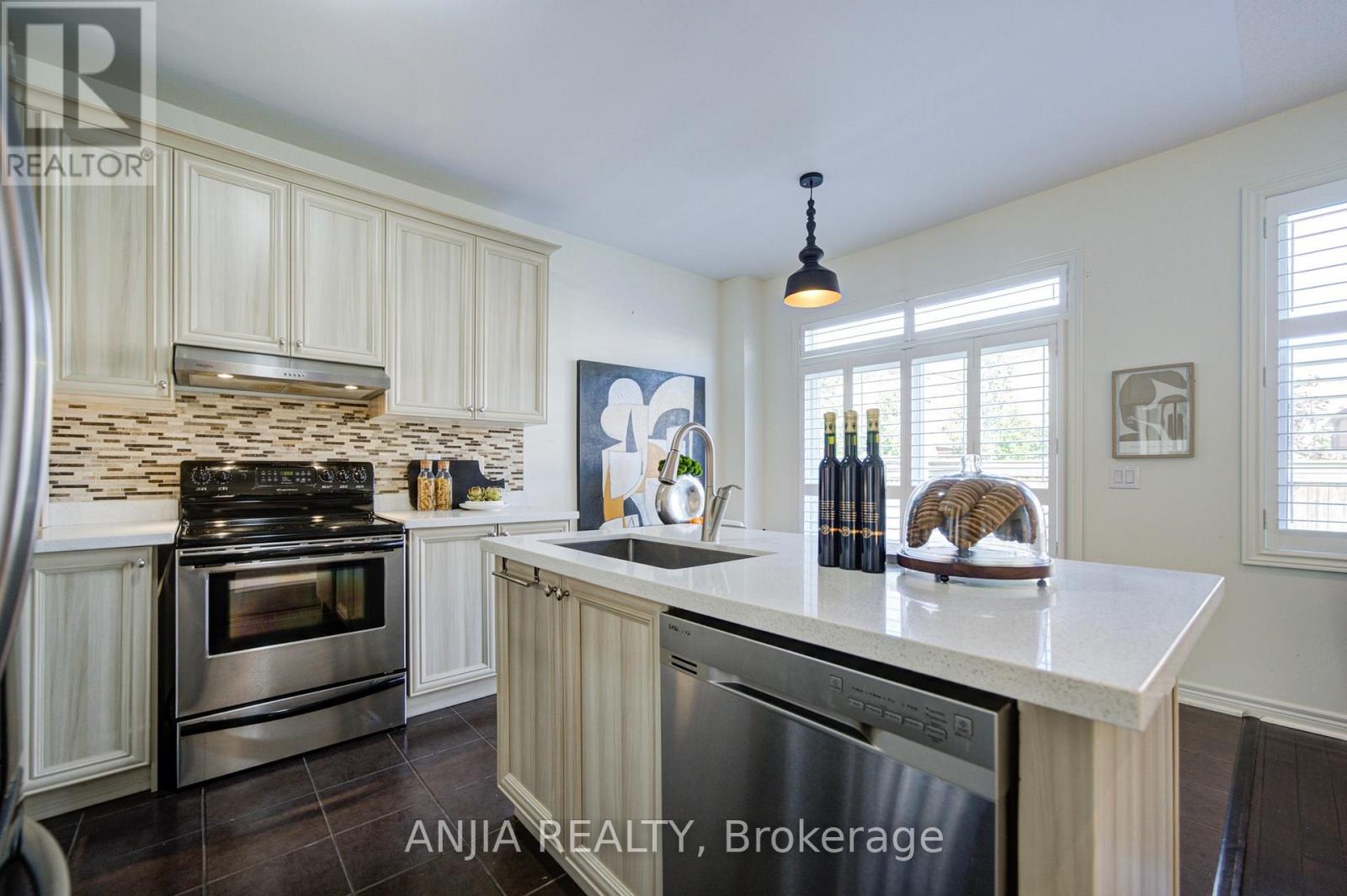 68 Old Field Crescent, East Gwillimbury, ON photo 15
