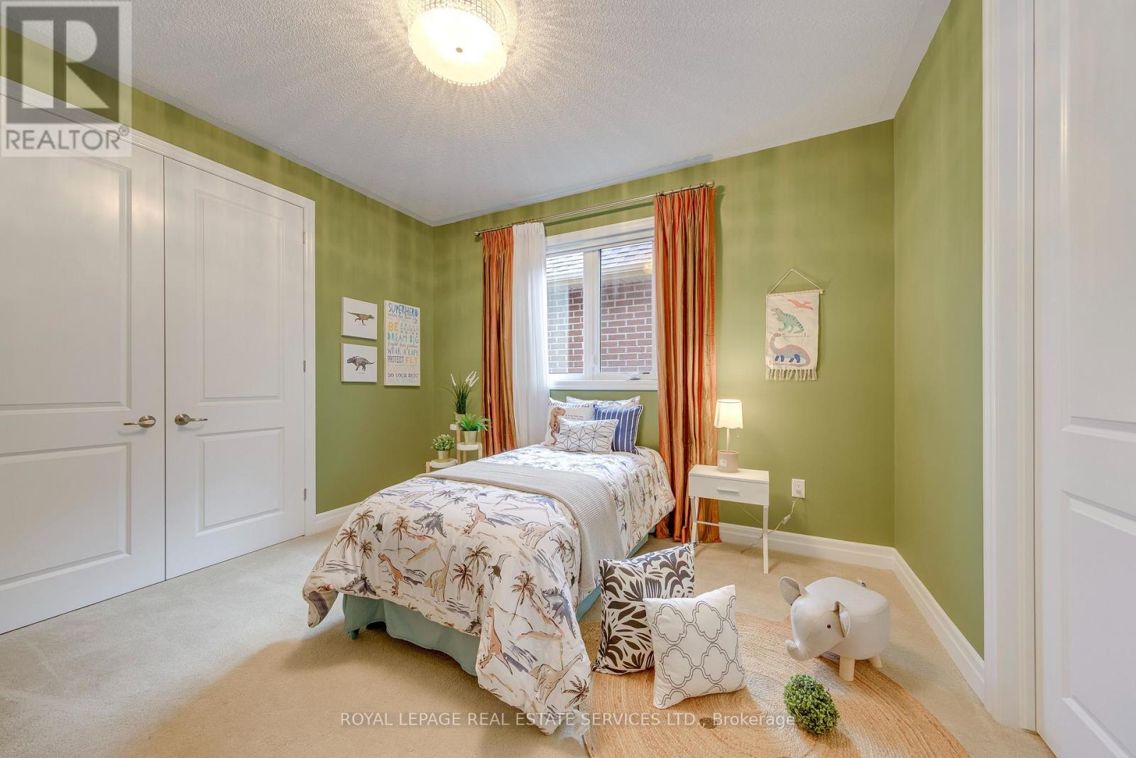 144 North Park Boulevard, Oakville, ON photo 39