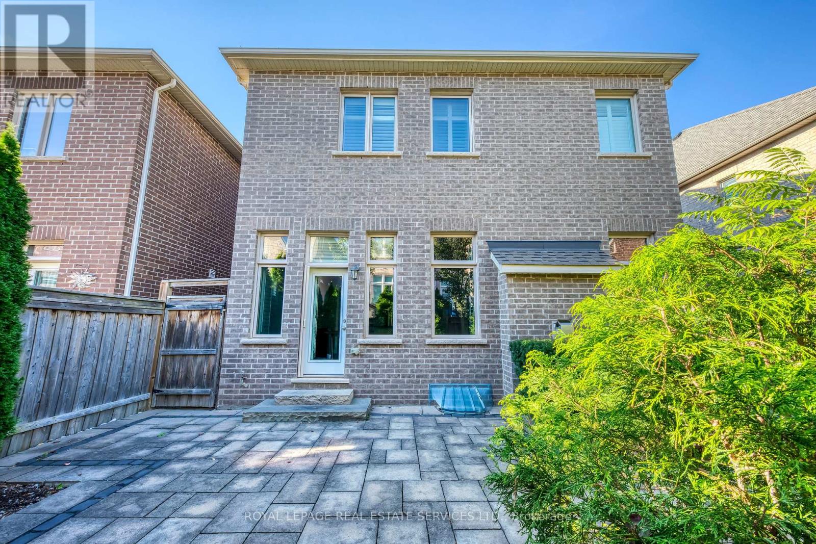 144 North Park Boulevard, Oakville, ON photo 49