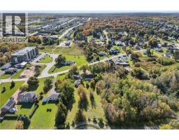 464 Greenwood, photo 4