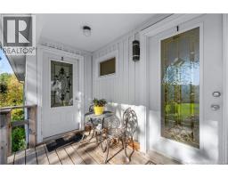 464 Greenwood, photo 5
