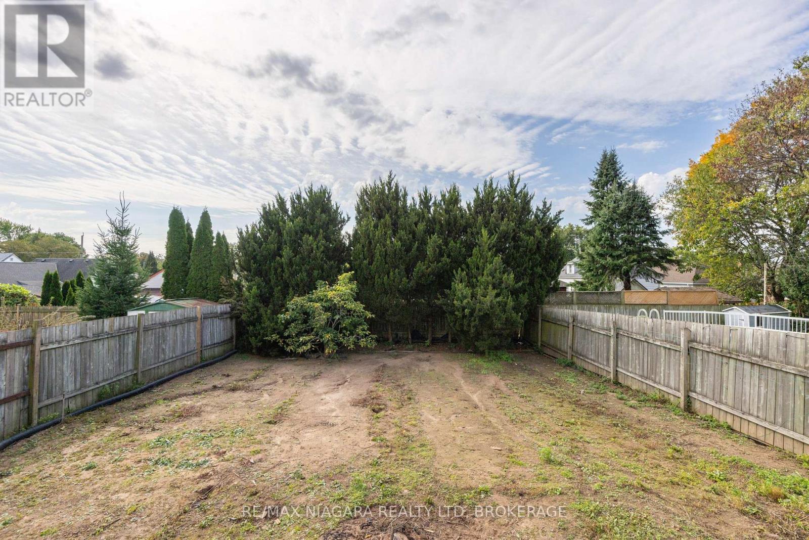 6474 Taylor Street — photo 19
