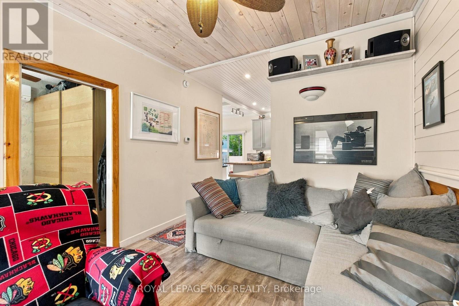 4455 PARK STREET E - 7