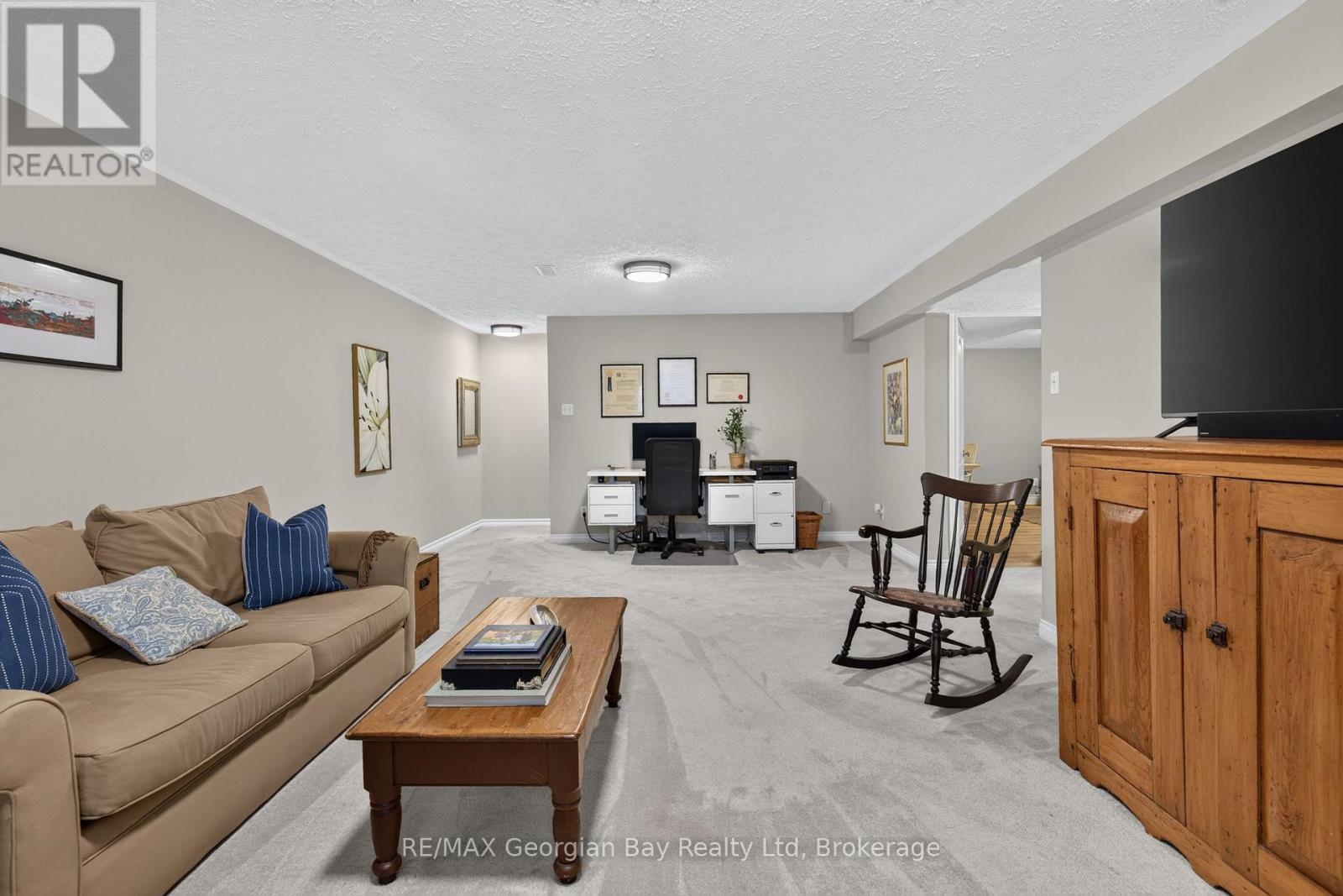 #5 90 THOMPSONS ROAD - 22