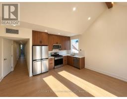 Top Floor - 152 Brunswick Avenue, Toronto, ON M5S2M2 Photo 9