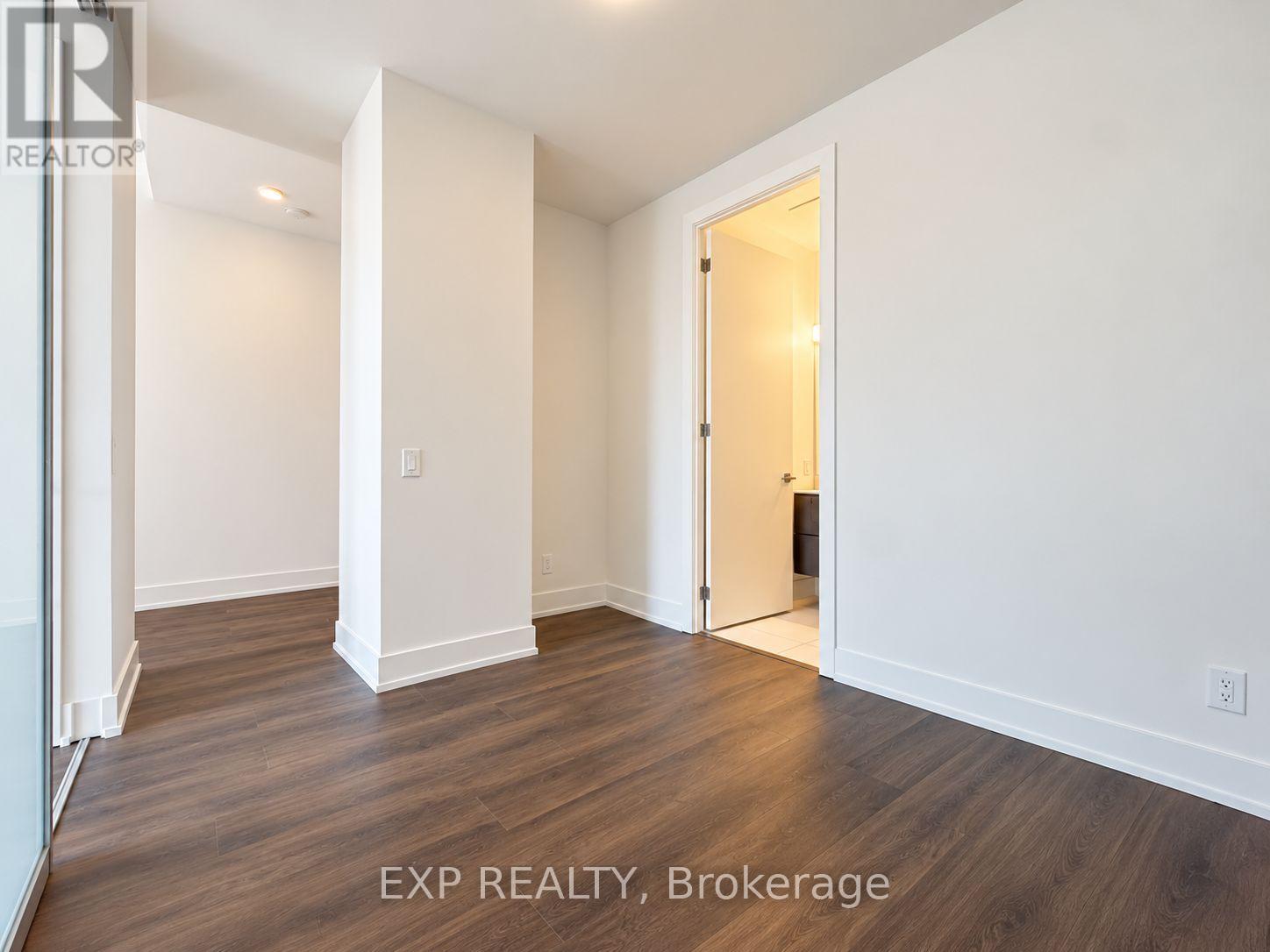 315- 111 St Clair Avenue West, Toronto, ON photo 14