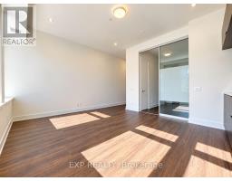 315 - 111 St Clair Avenue W, Toronto, ON M4V1N5 Photo 6