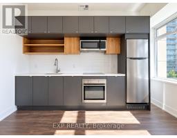 315 - 111 St Clair Avenue W, Toronto, ON M4V1N5 Photo 9