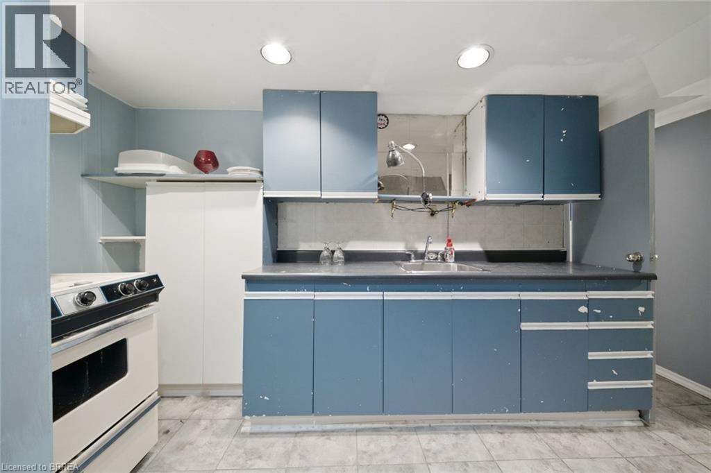 986 COLBORNE Street - Image 23