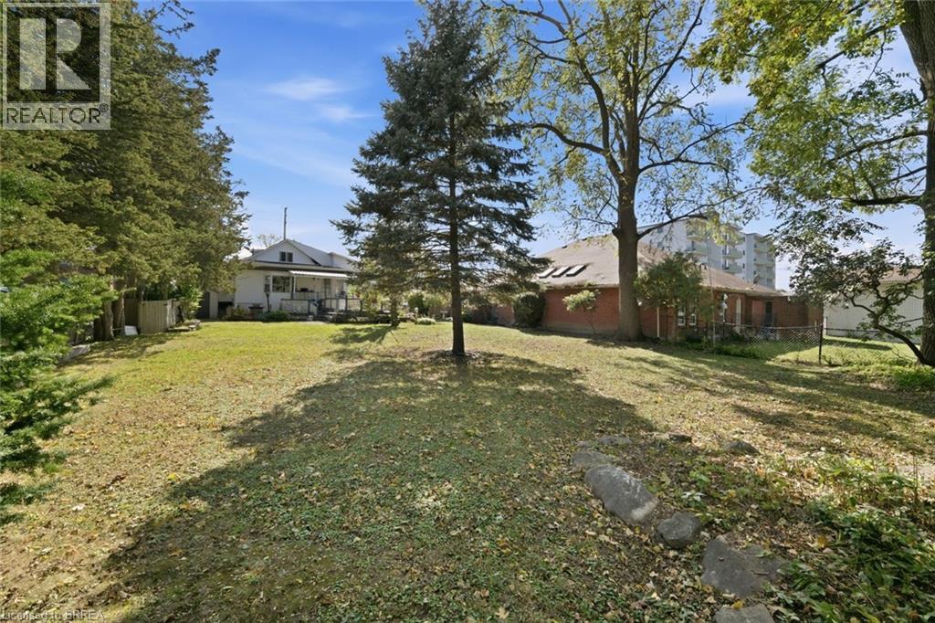986 COLBORNE Street - 31