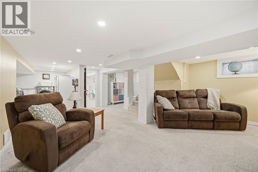 35 FAIRLEIGH Avenue S - Image 27