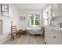 33 Cuisack Street, Dartmouth, NS B2Y2L7 Photo 40