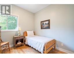 1011 Ferrier Avenue, Innisfil, ON L0L1W0 Photo 10