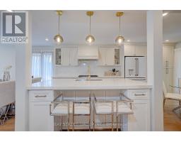 107 Crawford Rose Drive, Aurora, ON L4G4S1 Photo 10