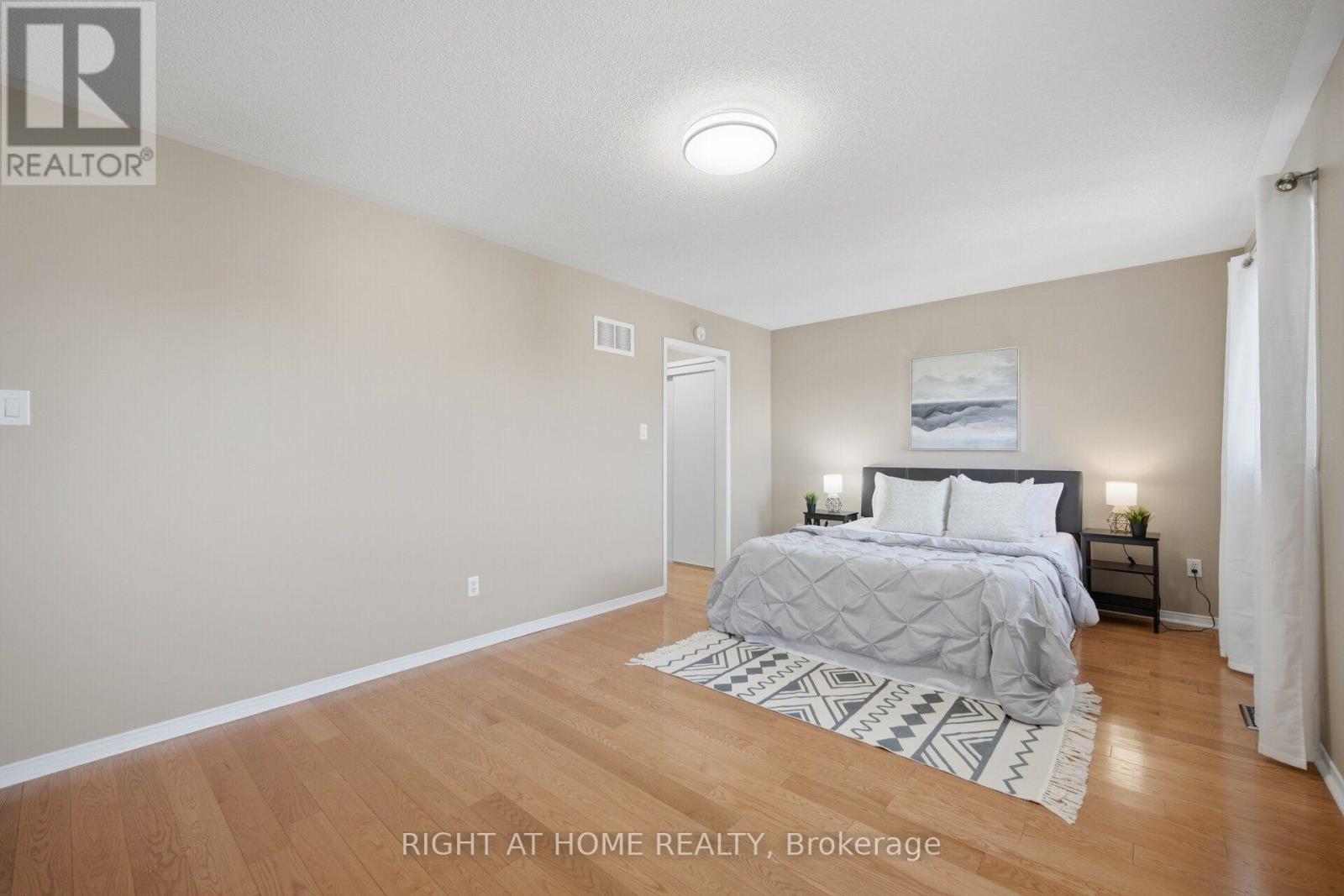 975 MANTLE CRESCENT - Image 22