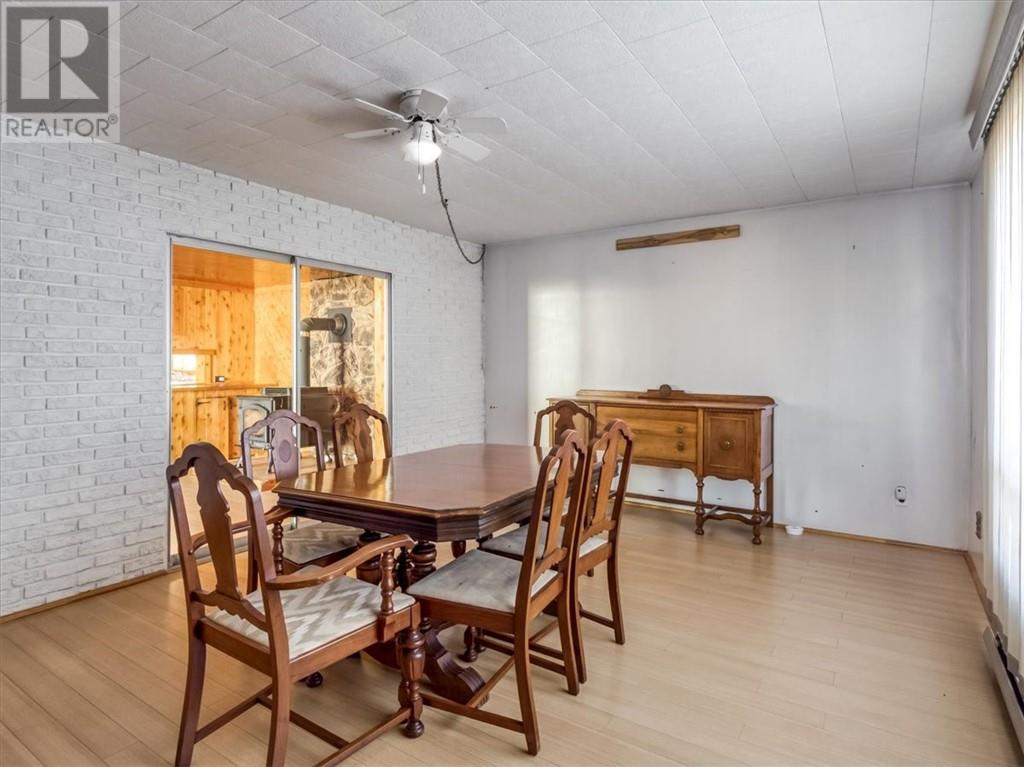 34 Lorne St. — photo 12