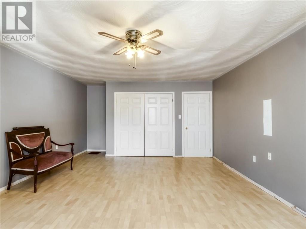 34 Lorne St. — photo 16