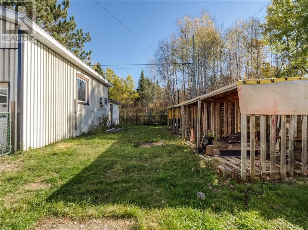 34 Lorne St. — photo 32