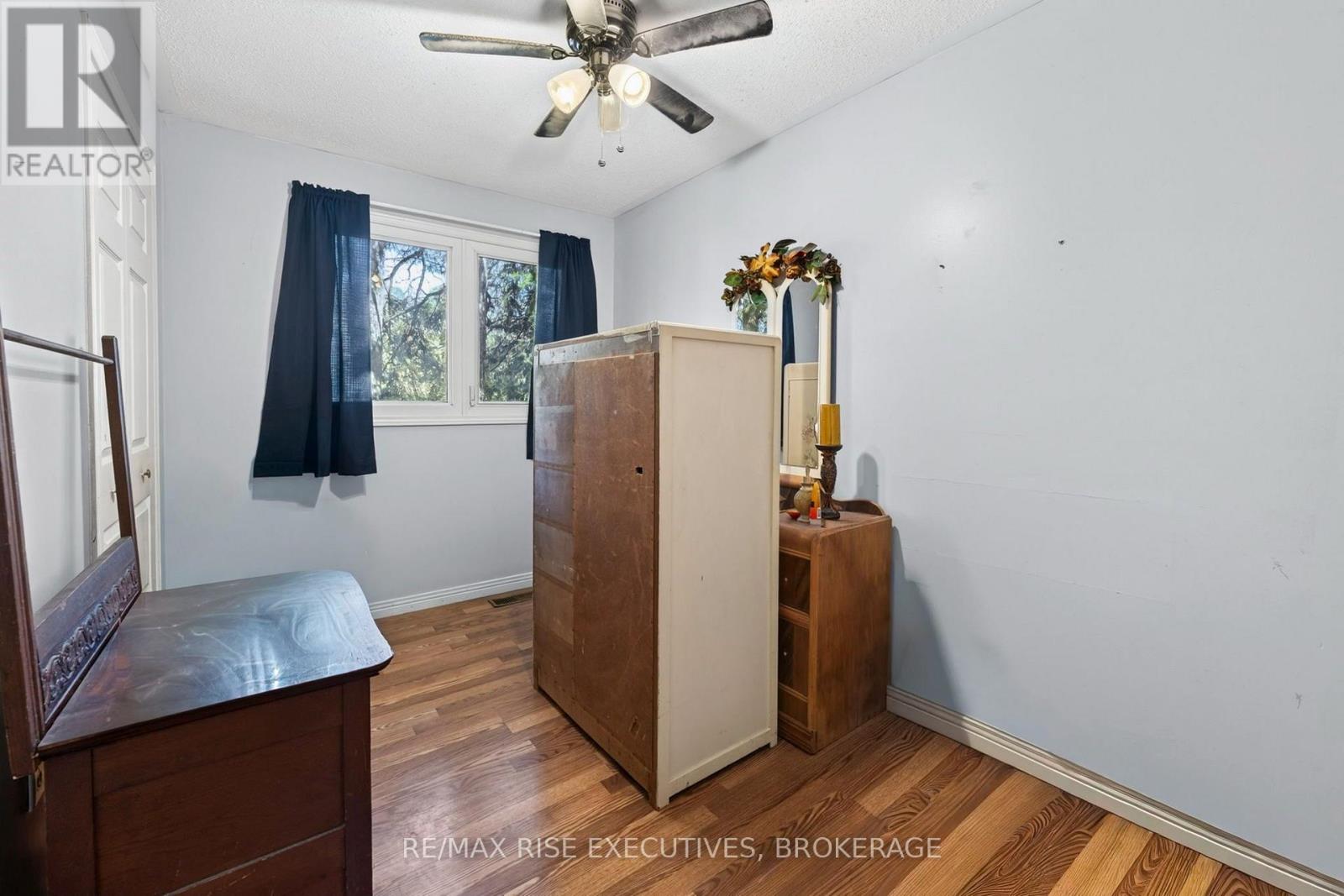 4259 SYDENHAM ROAD - Image 15