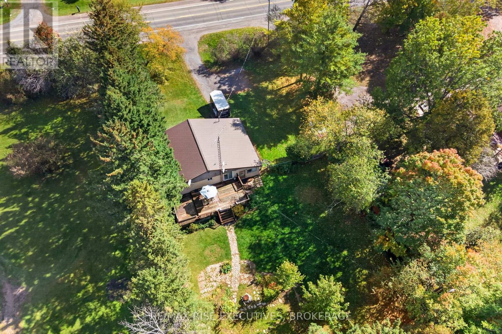 4259 SYDENHAM ROAD - 25