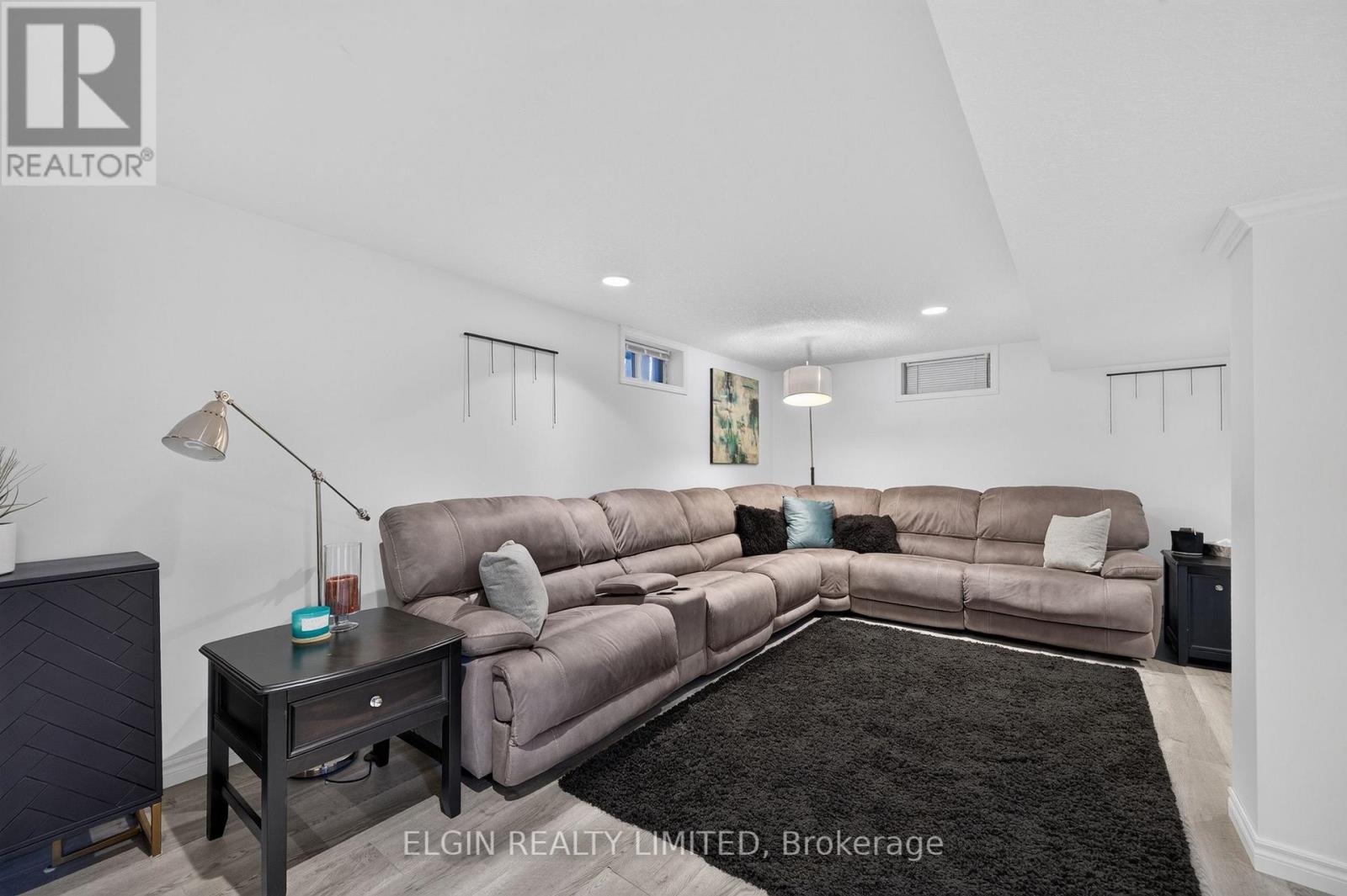 12 Rickwood Place — photo 22