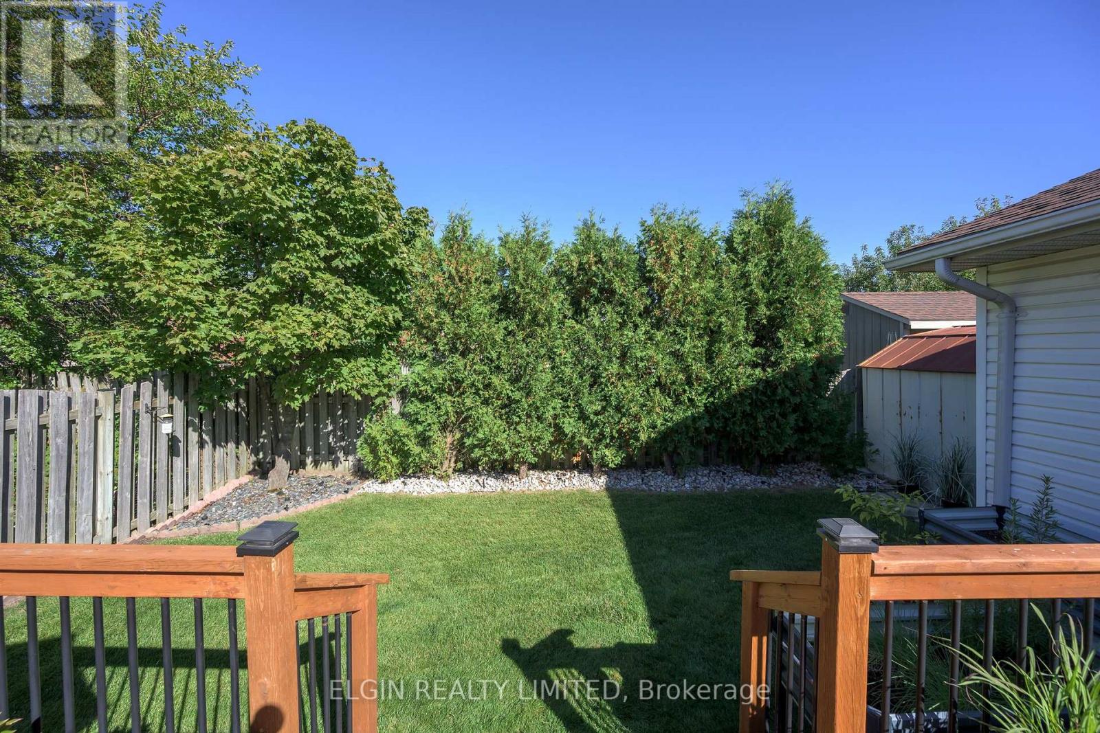 12 RICKWOOD PLACE - 38